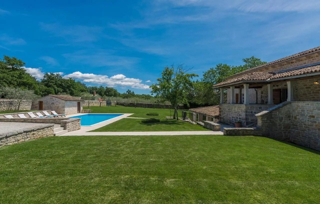 Family Villa Kata San Lorenzo Vošteni